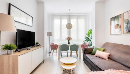 G&V APARTMENTS CLOSE to CENTER - Photo 2