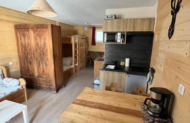 Babaute 7, studio typique au pied des pistes - Foto 7