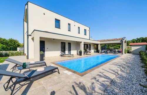 Villa Nobu - Photo 46