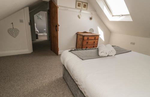 Belgrave House - Photo 32