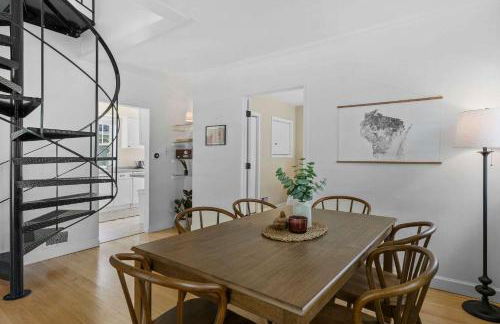 3 BR 2BA Lakefront Home - Dog Friendly - 30 Day - Foto 9