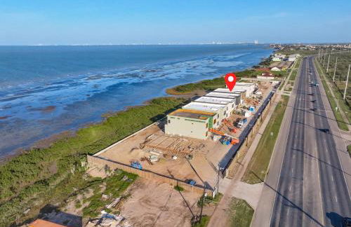 Waterfront Home with Pool Spacious Bay , Sleeps 16 - Foto 116