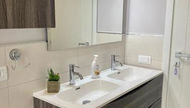 Stefy House - Apartment in Cagliari- super Balcony - Foto 2