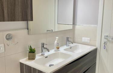 Stefy House - Apartment in Cagliari- super Balcony - Foto 2