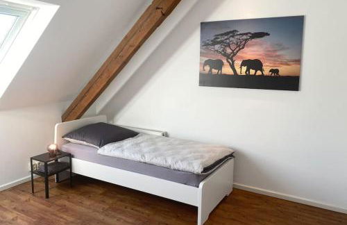 Worker Place Bedburg Hau - Foto 1