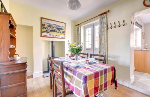 3 Bed in Grosmont oc-wa060 - Foto 6