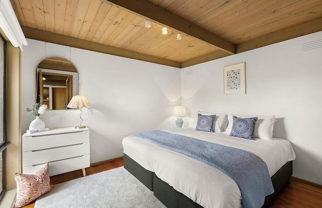 3 Bedroom House - Jan Juc - Near Beach - Photo 3