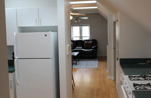 ENTIRE BUILDING-Walk to Lincoln Park or The Beach - Foto 12