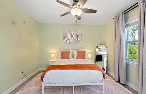 Spacious 5BR Family Retreat Near Mall of GA Sleeps 13 - Foto 31