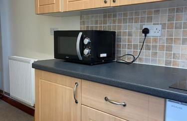 One Bedroom Bungalow No1 - Secure Gated Parking - Foto 13