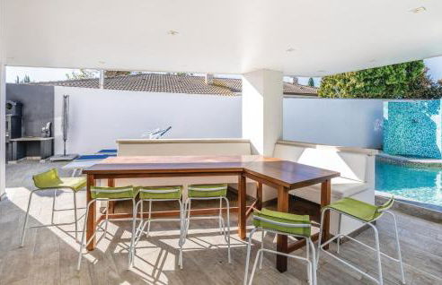 Awesome Home In Sant Pere Pescador - Foto 11