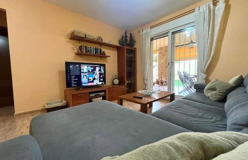 Almerimar Amplio Apartamento de 3 Habitaciones con Piscina, pista de padel, futbol y Garaje Cubierto para 2 Coches en Altas Entinas - Foto 45