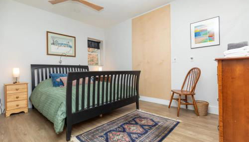 Modern Woodland Escape w Wshr dryer and Large Yard - Foto 2