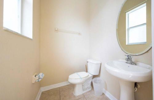 Stunning 5Bd Single Family Home with Pool Close to Disney 7420 - Foto 42