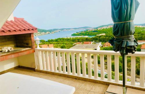 Ferienwohnung mit traumhafter Aussicht - Photo 3