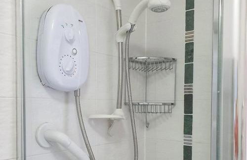 Dart Haven - cheerful holiday bungalow in Galmpton - Photo 14