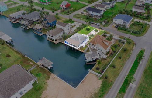 Canal Front Bungalow with Screened Patio and Kayaks - Foto 26