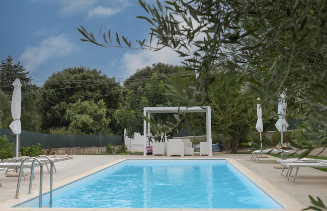 Villa Near Cisternino With Pool and Orchard - Foto 28