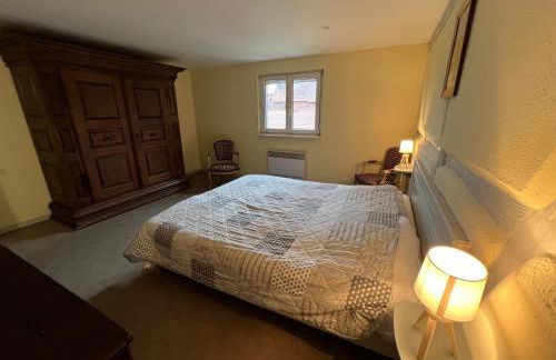 Maison chez Léa - grand gîte familial calme parking terrasse - Foto 3