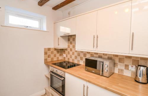 1 Rodgers Mews - Photo 9