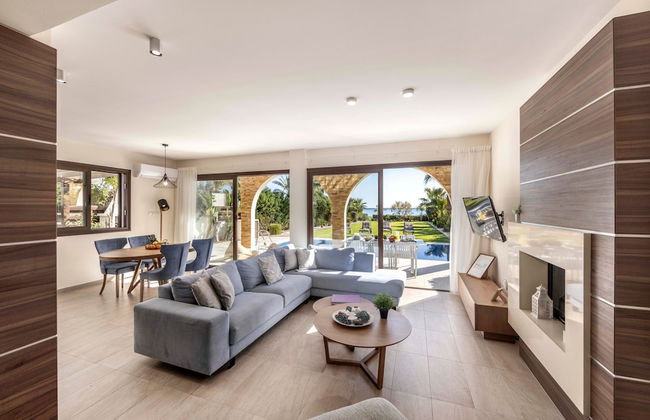 Ayia Napa Seafront Ionion Villa H5 - Photo 46