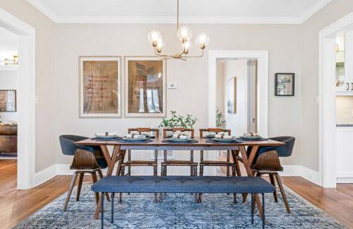 Luxurious Retreat in Historic Downtown Burlington Downstairs Only - Foto 29