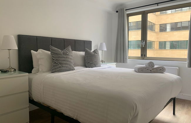 Marlyn Lodge - City of London - Photo 6