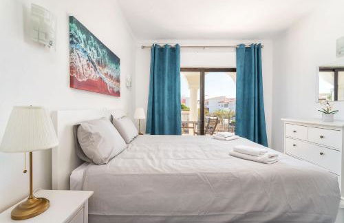 Host Wise - Lively Charming Apartment w Pool - Foto 8