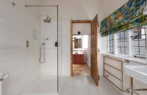 Crippens, Quintissential Luxury Central, Parking & EV - Foto 37