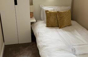 Wisteria Cottage - Photo 18