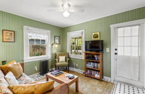 Charming 1923 Cottage at Erehwon Retreat - Foto 6