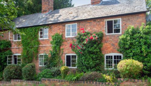 The Cottage - Photo 2