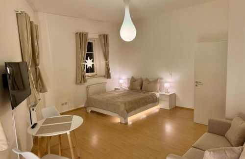 Ferienwohnung Schildblick Modernes Apartment direkt in der Altstadt von Erfurt nahe der Krämerbrücke - beste Innenstadtlage - Foto 3