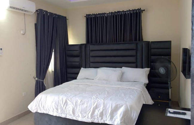 2 Bed - Sleeps 4 - Aircon - Free Parking - Foto 2