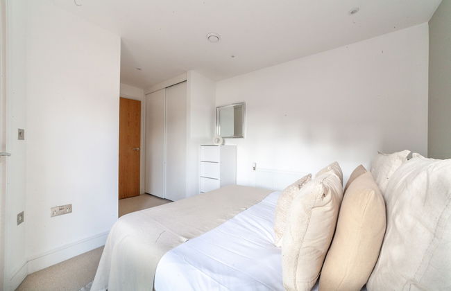 3 Bed Flat by Limehouse Basin - Foto 10