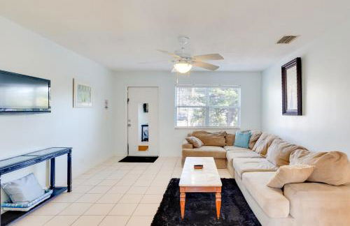 Pet-Friendly Stuart Vacation Rental with Fenced Yard - Photo 4