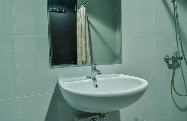 Homey and Comfy 1BR at Casa de Parco Apartment - Foto 19