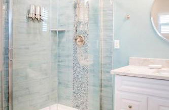 Cozy Coastal Cottage Whole House Sleeps 10 - Foto 33