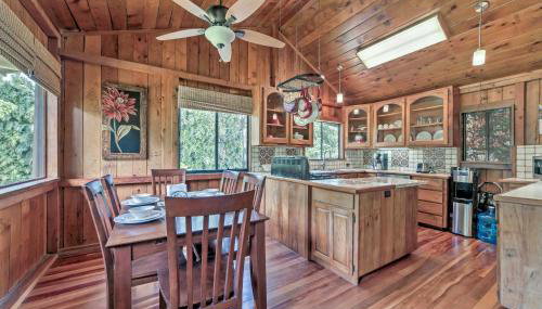 Tropical Cabana with Deck, Hot Tub and Lush Scenery! - Foto 4