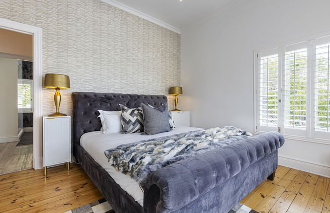 Clifton YOLO Spaces – Clifton Boutique Apartments - Photo 2