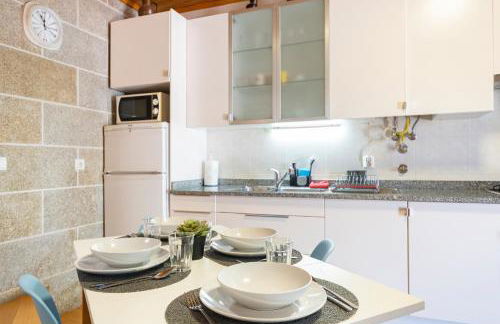 Casa Rústica T2 com Salamandra e Cozinha - Seia - Serra da Estrela - Casa do Loureiro II - Foto 9