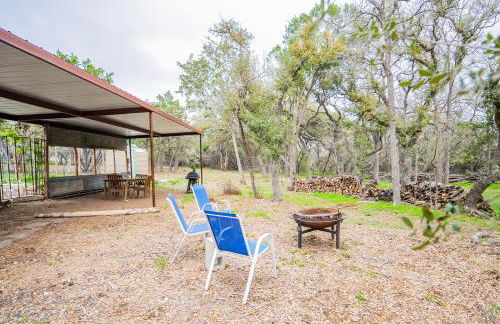 Serene Hill Country Home w/ Romantic Garden Escape - Foto 59