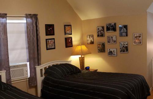 Riverside Hide-A-Way with Patio, BBQ, Fishing Pier - Foto 21