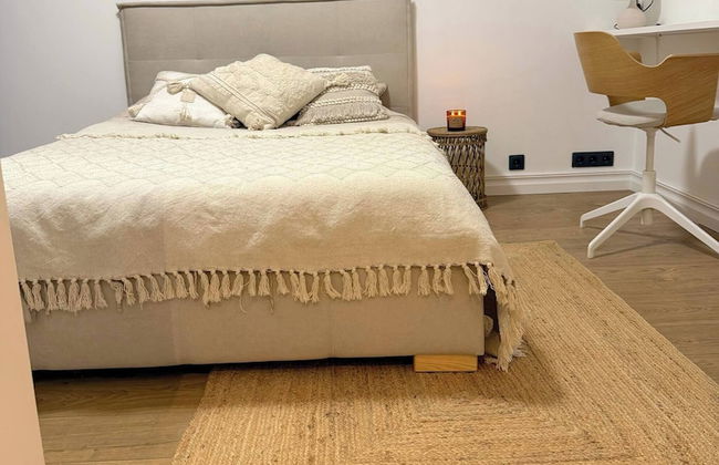 Apartment With a Fire-place - Photo 3