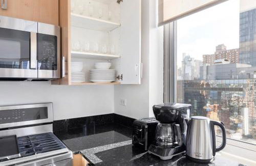 Blueground Hells Kitchen fitness center nr Hudson River Park NYC-2086 - Photo 5