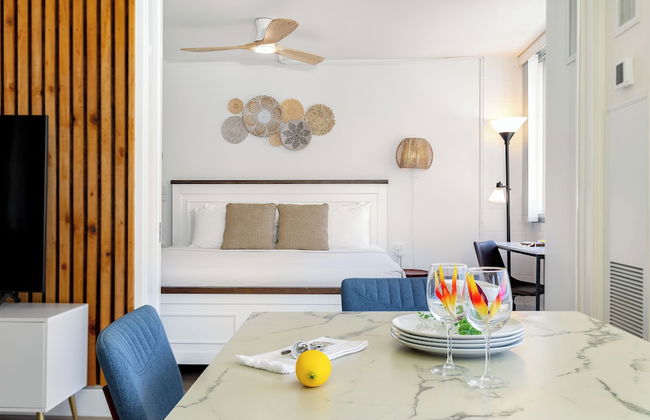 Ocean View 1BR at Ilikai Marina - Foto 14