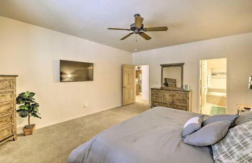 Deck and Gas Grill Spacious Pinetop Cabin - Foto 12