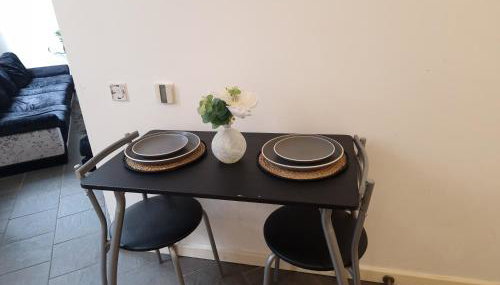 Birmingham City Centre Apartment Lift TV - Foto 2