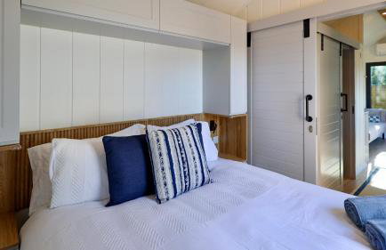 The Gatwick Cabin With Airport Parking Available - Foto 10