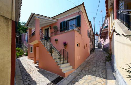 La Maisonette House in the Heart of Liapades Close to Rovinia Beach & Paleokastritsa - Foto 28